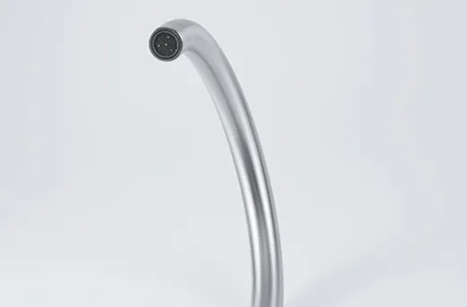 FRANKE Kchenarmatur Eos Neo Einhebelmischer Edelstahl Industrial Black (PVD) mit Auszugsbrause Pull-Down-Spray 180 schwenkbarer Auslauf