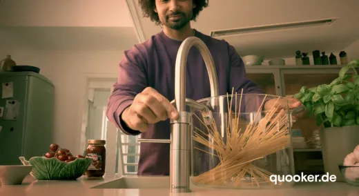 QUOOKER FUSION Round Festauslauf Chrom Kchenarmatur mit 5 in 1 Funktion und elektronischer Steuerung (FNRCHR) {NUR Armatur}