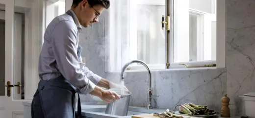 QUOOKER CLASSIC FUSION Round Festauslauf Voll Edelstahl Kchenarmatur mit 5 in 1 Funktion und elektronischer Steuerung Nostalgieoptik (CFNRSST) {NUR Armatur}