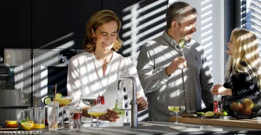 QUOOKER CLASSIC FUSION Square Festauslauf Voll Edelstahl Kchenarmatur mit 5 in 1 Funktion und elektronischer Steuerung Nostalgieoptik (CFNSSST) {NUR Armatur}