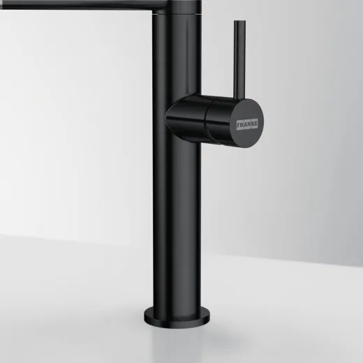 FRANKE Kchenarmatur Pescara J Semi Pro Einhebelmischer Edelstahl Industrial Black (PVD) mit Pendelbrause umstellbar 360 schwenkbarer Auslauf