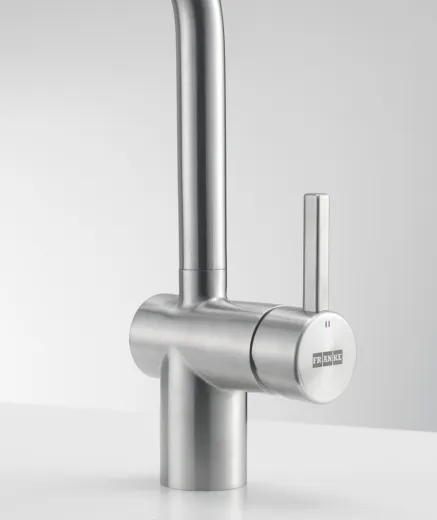 FRANKE Kchenarmatur Atlas Neo Slim Einhebelmischer Edelstahl massiv mit Zugauslauf und Brausefunktion 180 schwenkbarer Auslauf