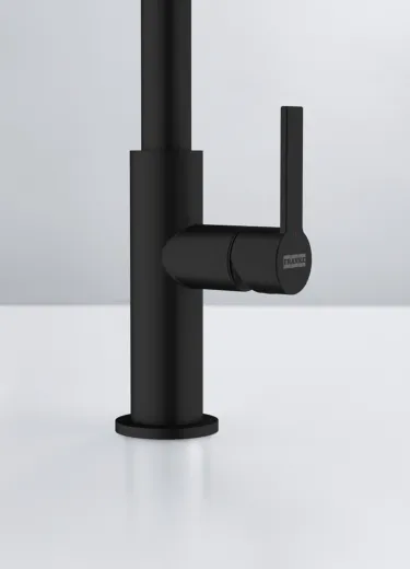FRANKE Kchenarmatur Maris Slim Semi Pro Einhebelmischer Black Matt mit Pendelbrause umstellbar 360 schwenkbarer Auslauf