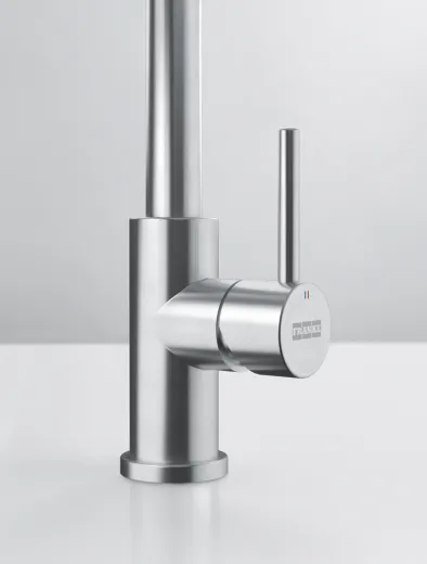 FRANKE Kchenarmatur Smart Glenda Einhebelmischer Edelstahl massiv mit Zugauslauf und Laminar Perlator 180 schwenkbarer Auslauf