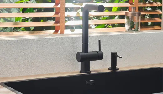 REGINOX Seifenspender Schwarz Sp�lmittelspender / Dispenser (R35450)