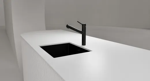 SCHOCK K�chenarmatur Altos Schwarz-SB Einhebelmischer Oberfl�che: Cristadur� Farbe Puro mit Zugauslauf 120� schwenkbarer Auslauf