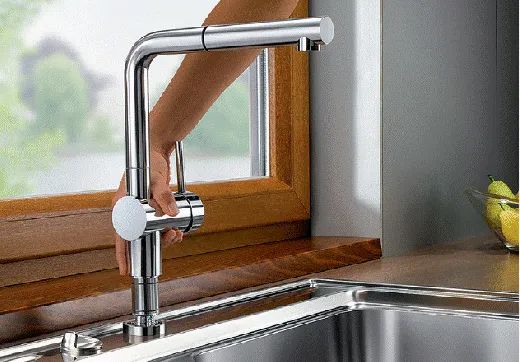 BLANCO Kchenarmatur Linus-F Chrom Einhebelmischer mit Festauslauf 360 schwenkbarer Auslauf Vorfenstermontage