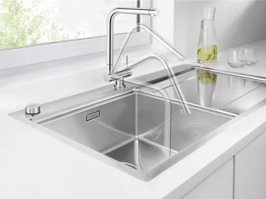 BLANCO Laressa-F Chrom Einhebelmischer mit Festauslauf 360 schwenkbarer Auslauf Vorfenstereinbau Hebel rechts