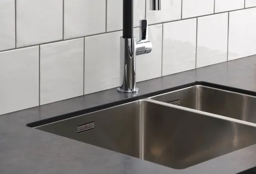 REGINOX K�chensp�le New York 50x40/18x40 (L) Comfort Becken links Einbausp�le 3 in 1 mit Flachrand Siebkorb als Stopfenventil