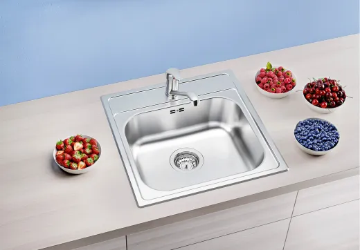 BLANCO Kchensple Dana 45 Einbausple / Edelstahlsple mit Hahnlochbank Siebkorb als Stopfenventil