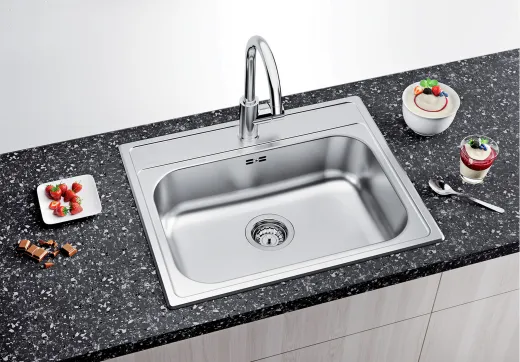 BLANCO Kchensple Dana 45 Einbausple / Edelstahlsple mit Hahnlochbank Siebkorb als Stopfenventil