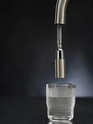 REGINOX Kchenarmatur Huron Edelstahl massiv (R34576) Einhebelmischer mit Zugauslauf als Schlauchbrause 360 schwenkbarer Auslauf